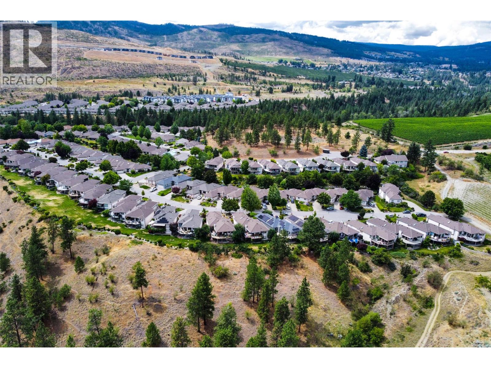 221 4074 Gellatly Road, West Kelowna