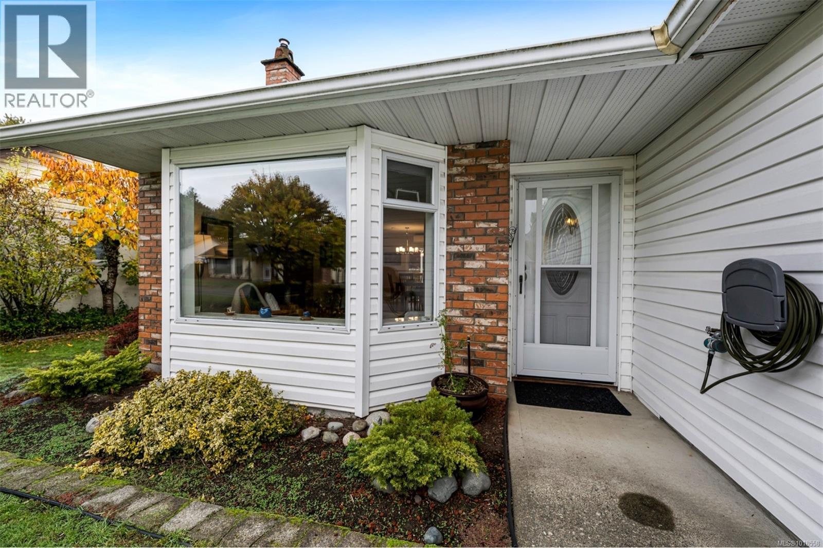 111 MCKINSTRY RD - 16