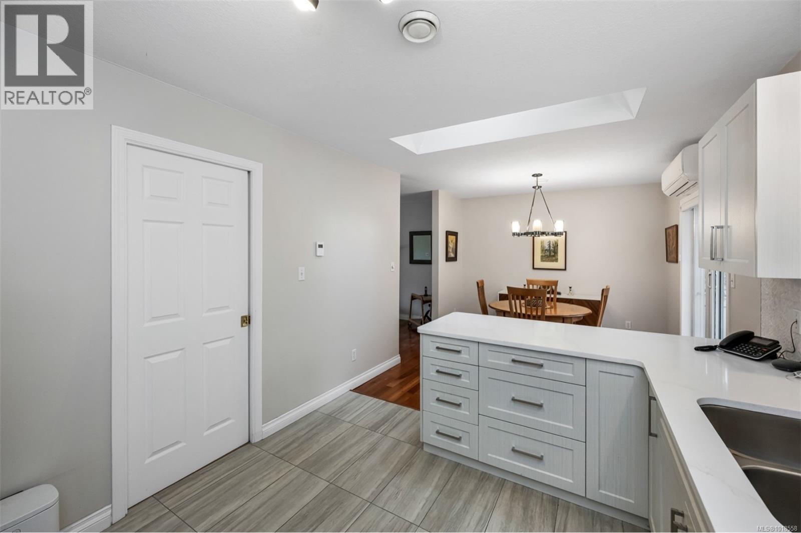 111 MCKINSTRY RD - 22