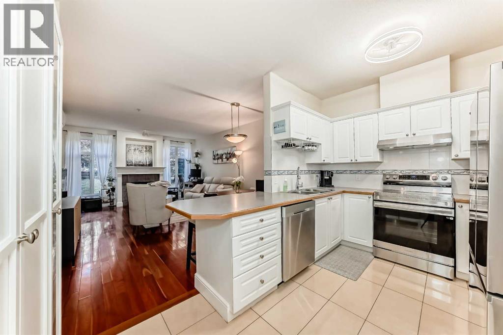 Single Family House for Sale in   Lake Fraser Court SE Lake Bonavista Calgary 