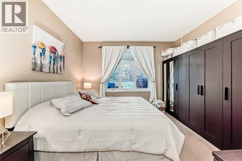 Single Family House for Sale in   Lake Fraser Court SE Lake Bonavista Calgary 