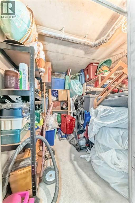 Single Family House for Sale in   Lake Fraser Court SE Lake Bonavista Calgary 