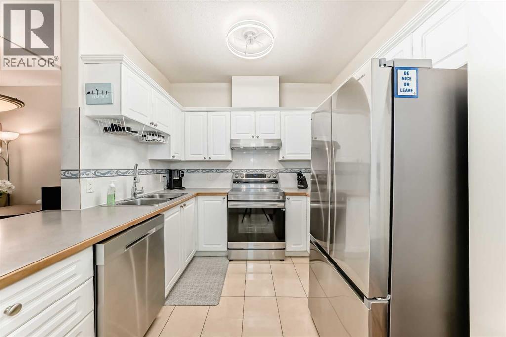 Single Family House for Sale in   Lake Fraser Court SE Lake Bonavista Calgary 