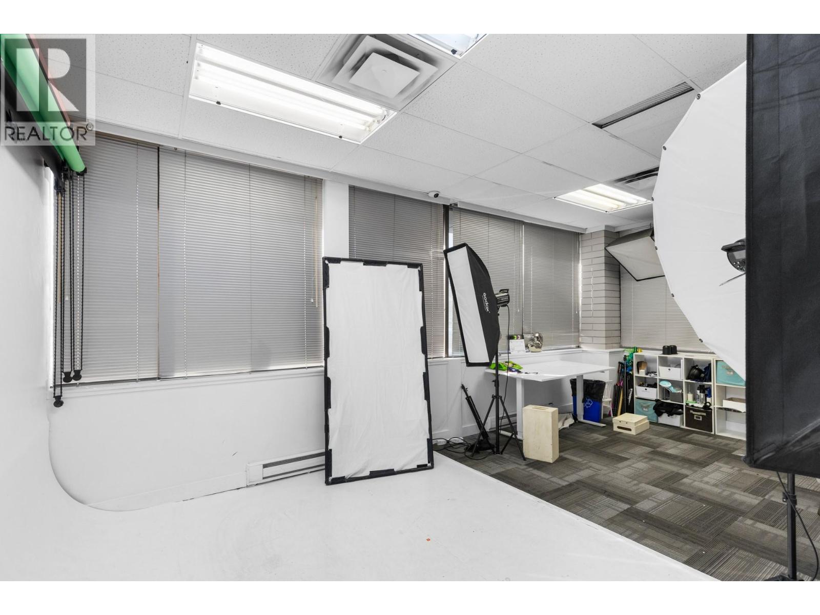 115 1690 Water Street, Kelowna