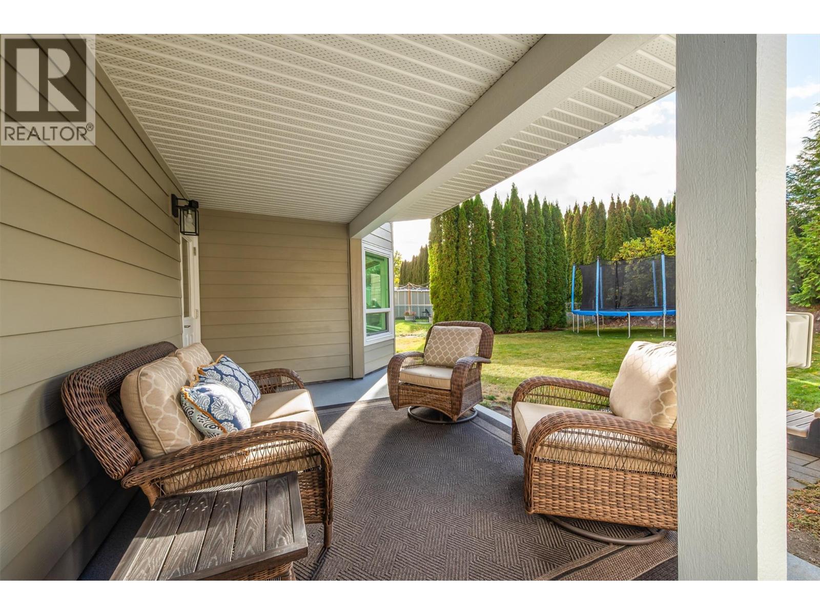  2083 Rosefield Drive, West Kelowna