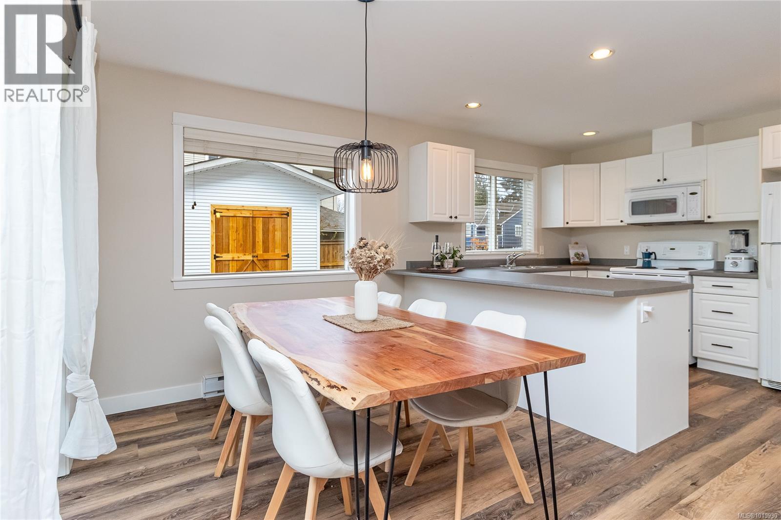 5996 ROCKRIDGE RD - 10