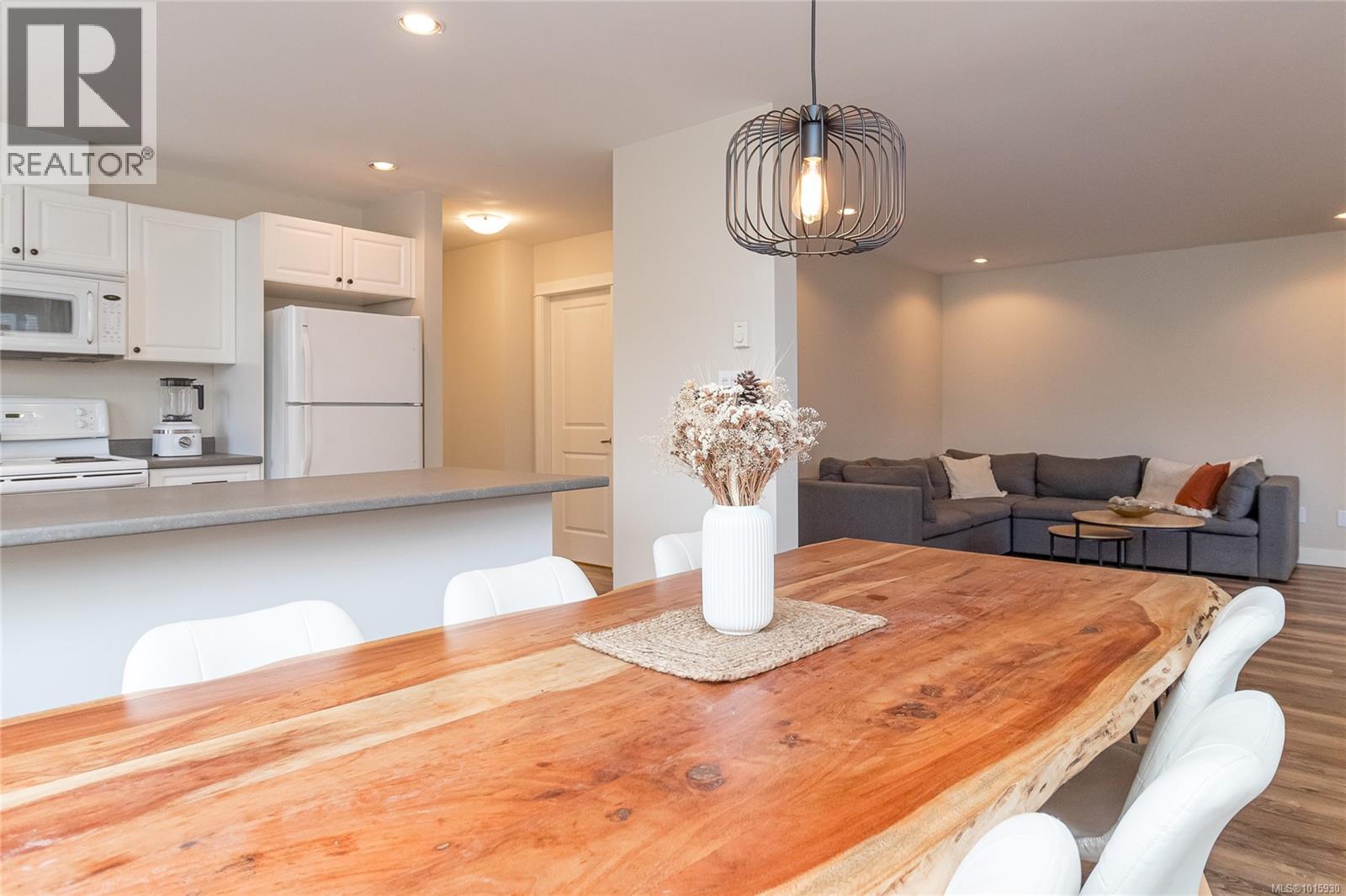 5996 ROCKRIDGE RD - 11