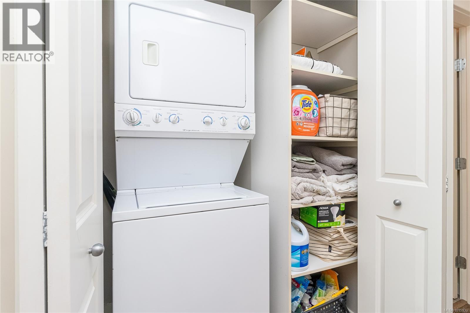 5996 ROCKRIDGE RD - 27