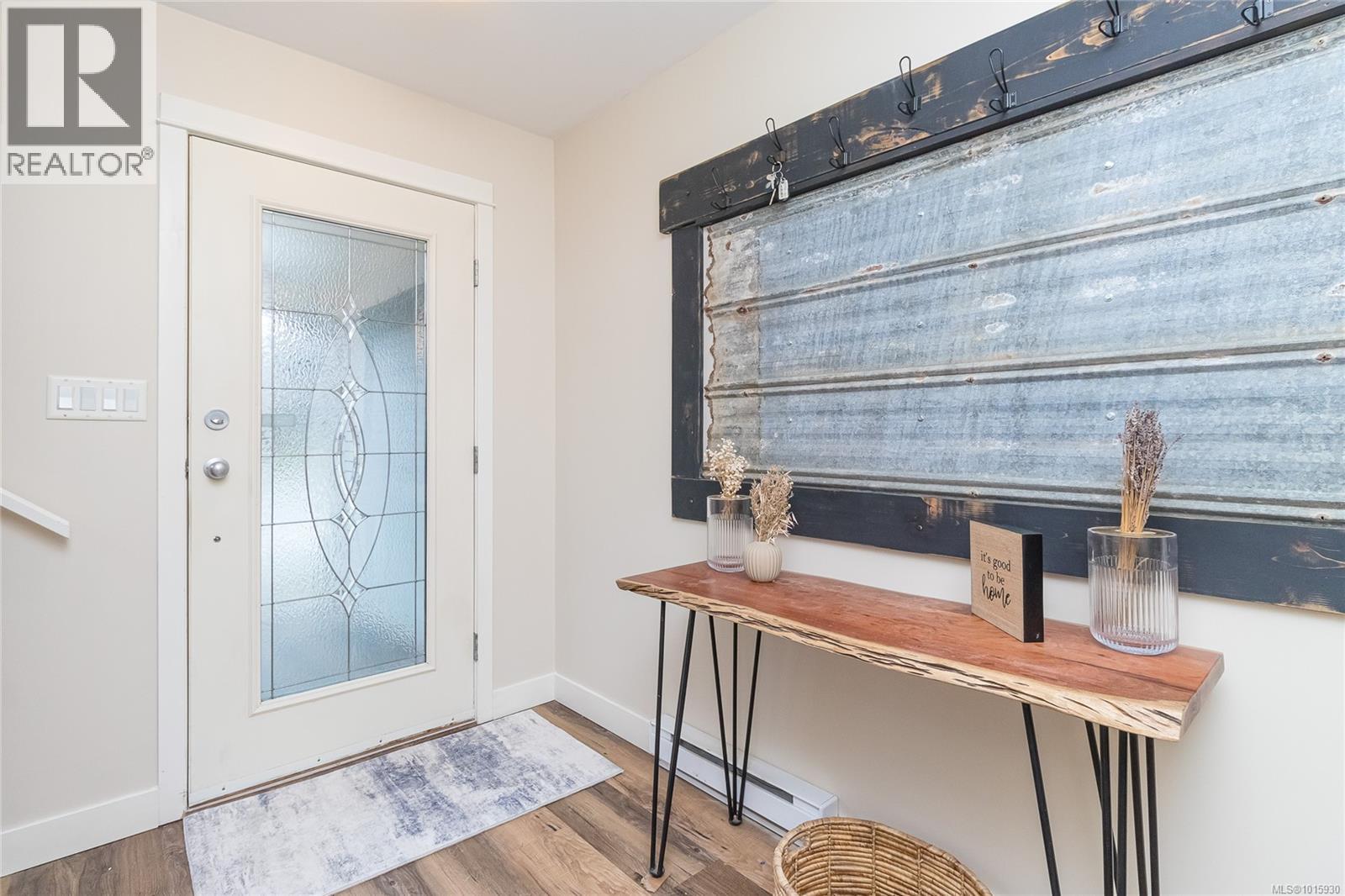 5996 ROCKRIDGE RD - 4