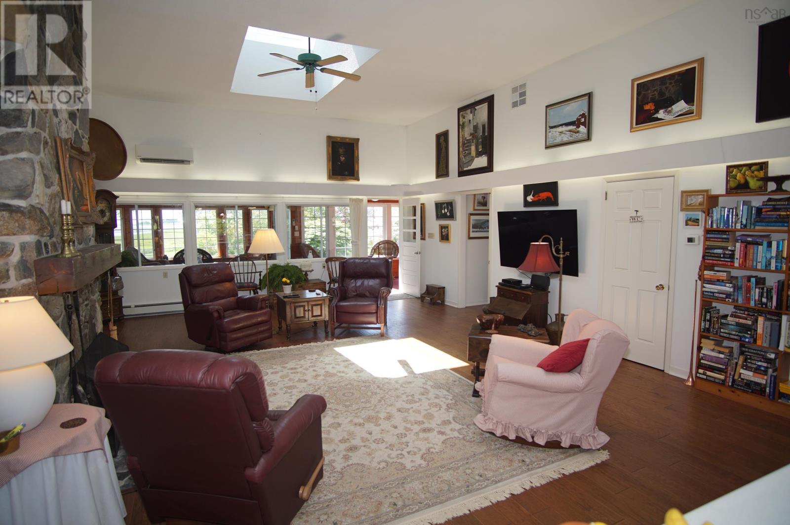 Property 14 of 49 of 61 Lockes Island Road