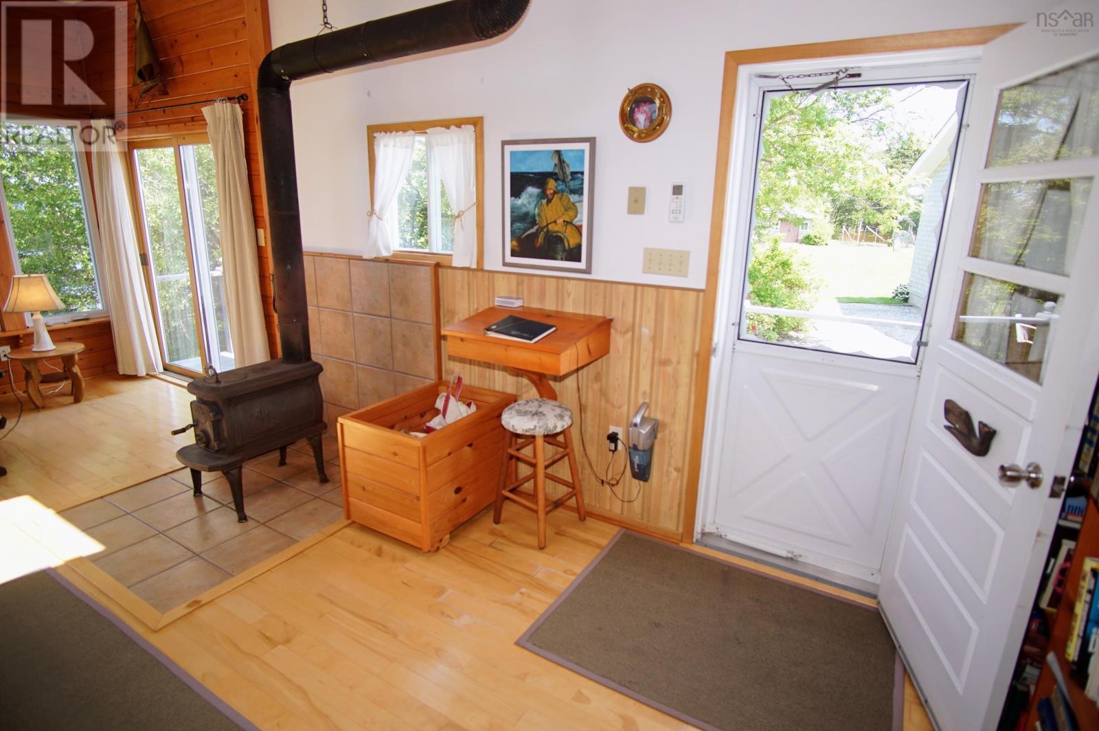 Property 31 of 49 of 61 Lockes Island Road