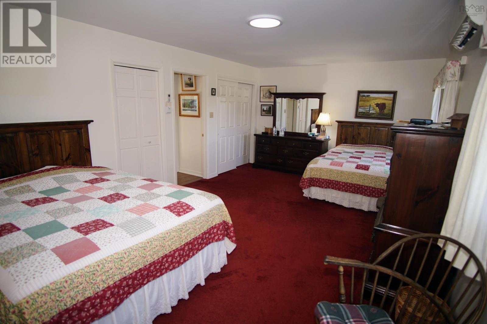 Property 23 of 49 of 61 Lockes Island Road