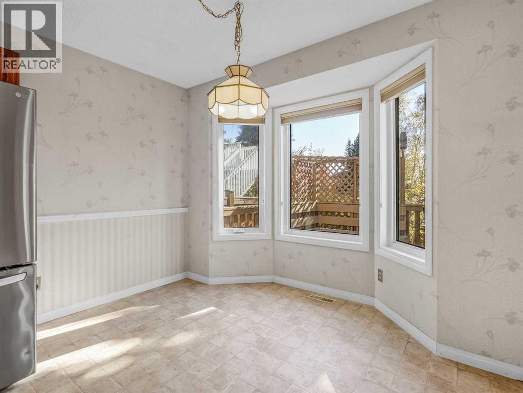 Single Family House Bungalow for Sale in  Wood Valley Rise SW Woodbine Calgary 