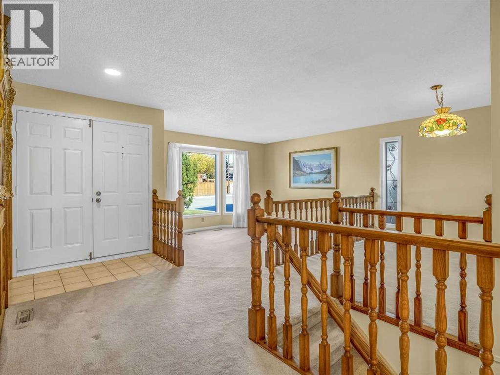 Single Family House Bungalow for Sale in  Wood Valley Rise SW Woodbine Calgary 