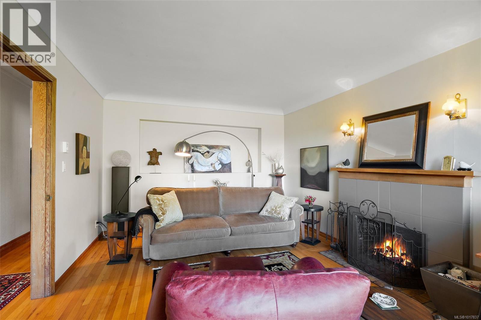  943 Selkirk Avenue, Esquimalt