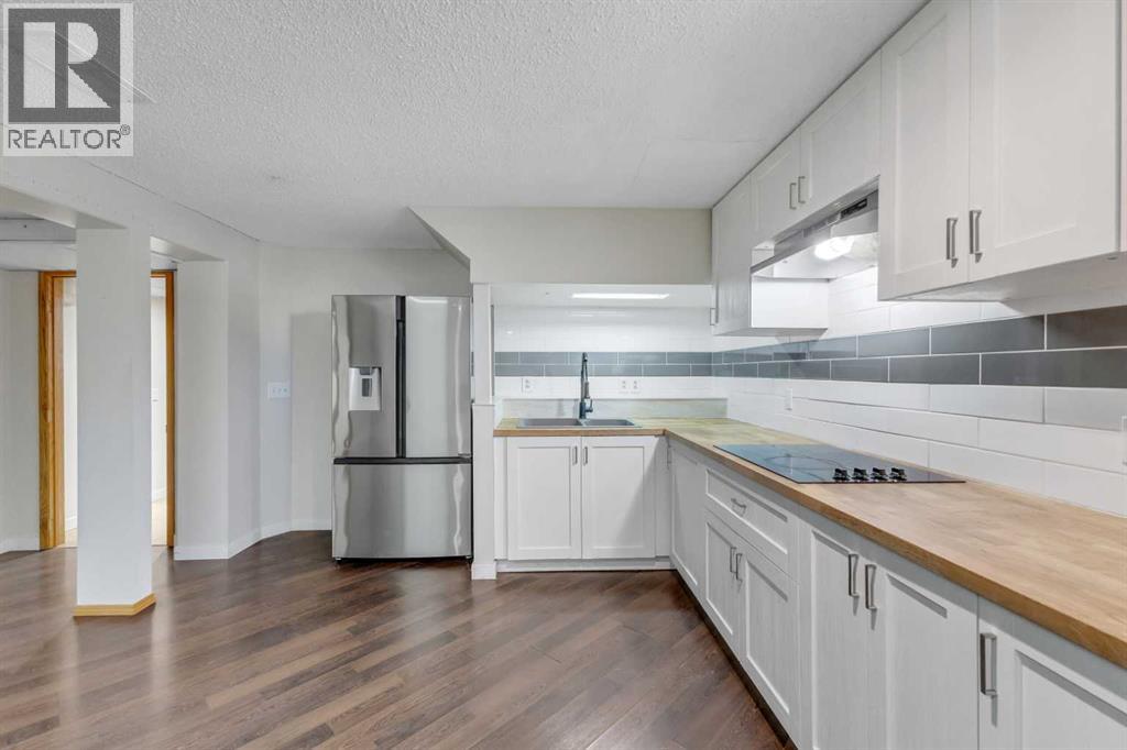 Single Family House Bungalow for Sale in  Whitestone Crescent NE Whitehorn Calgary 