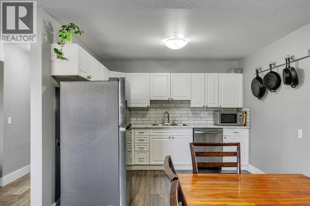 Single Family House for Sale in   Bowness Road NW Bowness Calgary 