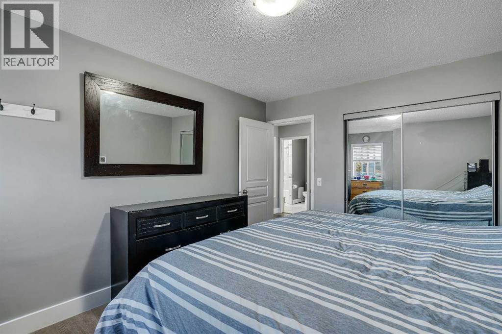 Single Family House for Sale in   Bowness Road NW Bowness Calgary 