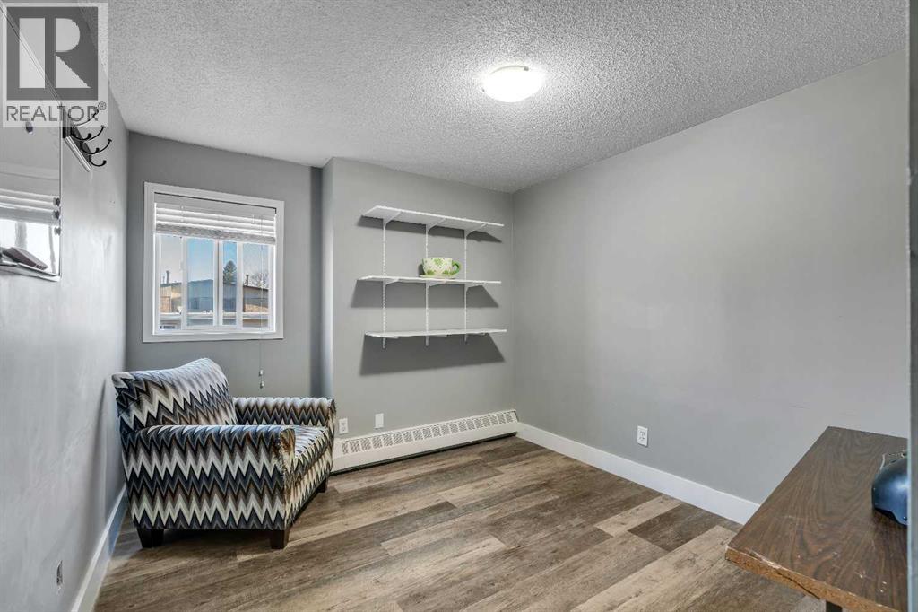 Single Family House for Sale in   Bowness Road NW Bowness Calgary 