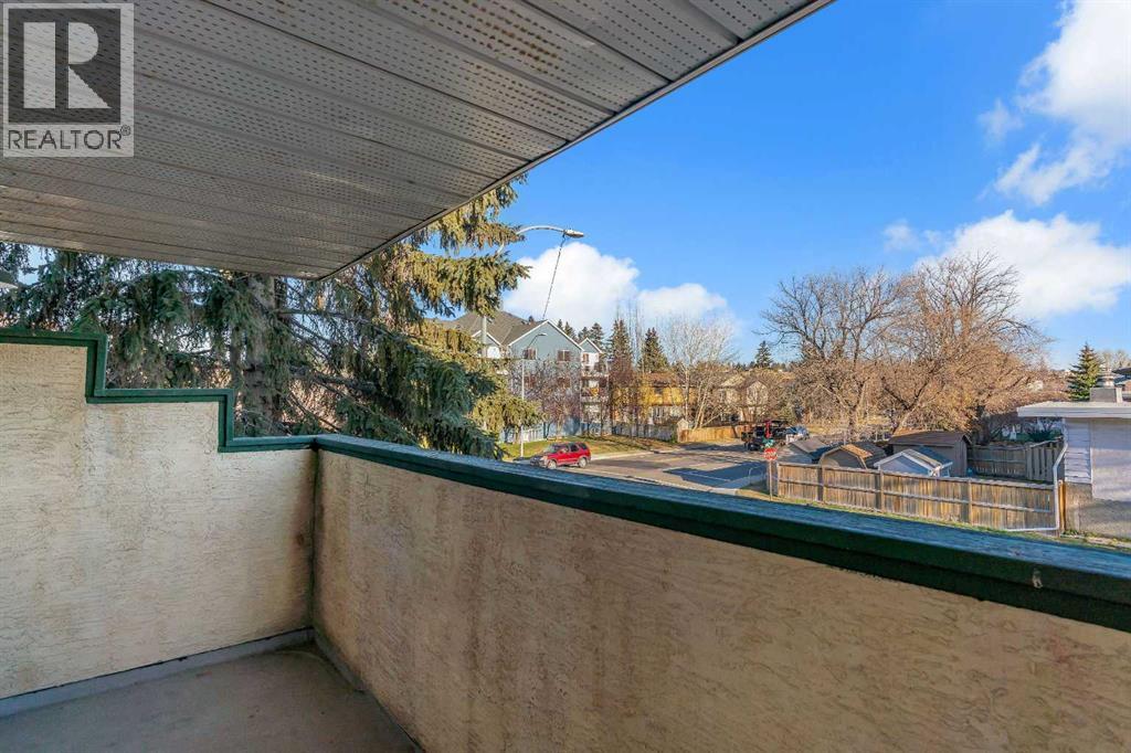 Single Family House for Sale in   Bowness Road NW Bowness Calgary 