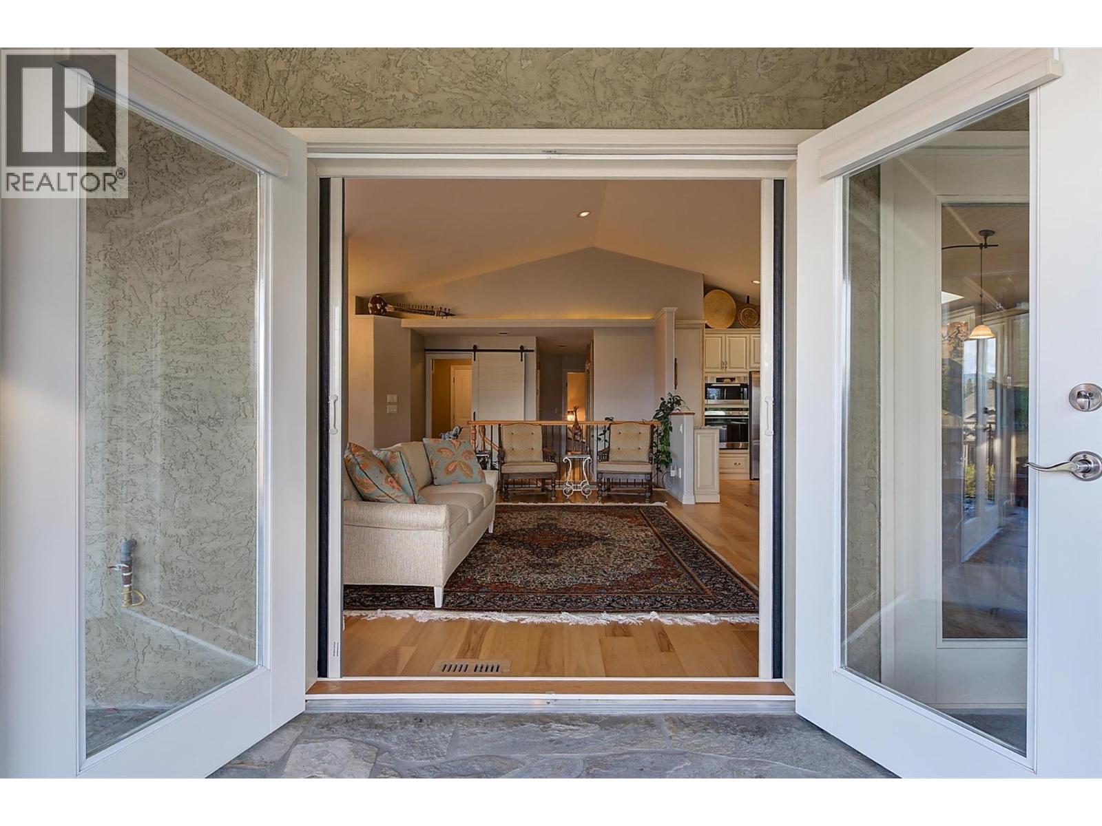  3275 Merlot Court, West Kelowna