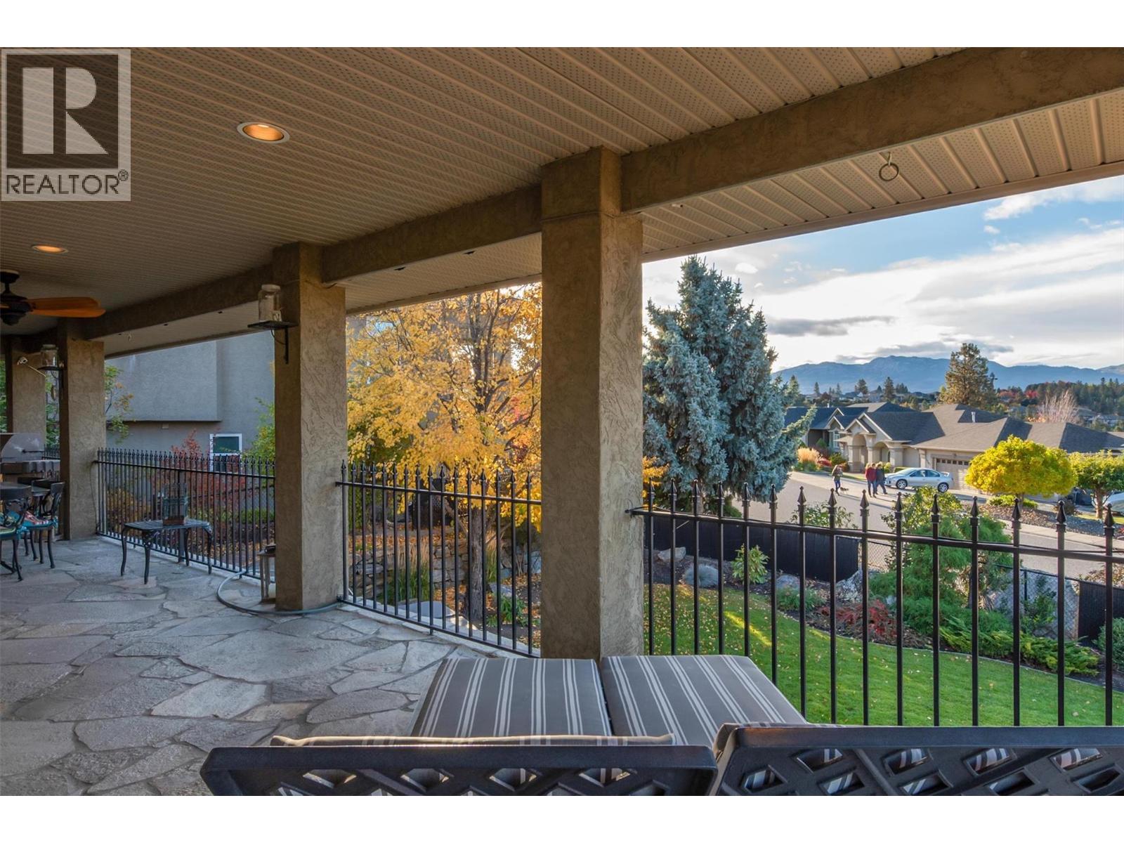  3275 Merlot Court, West Kelowna