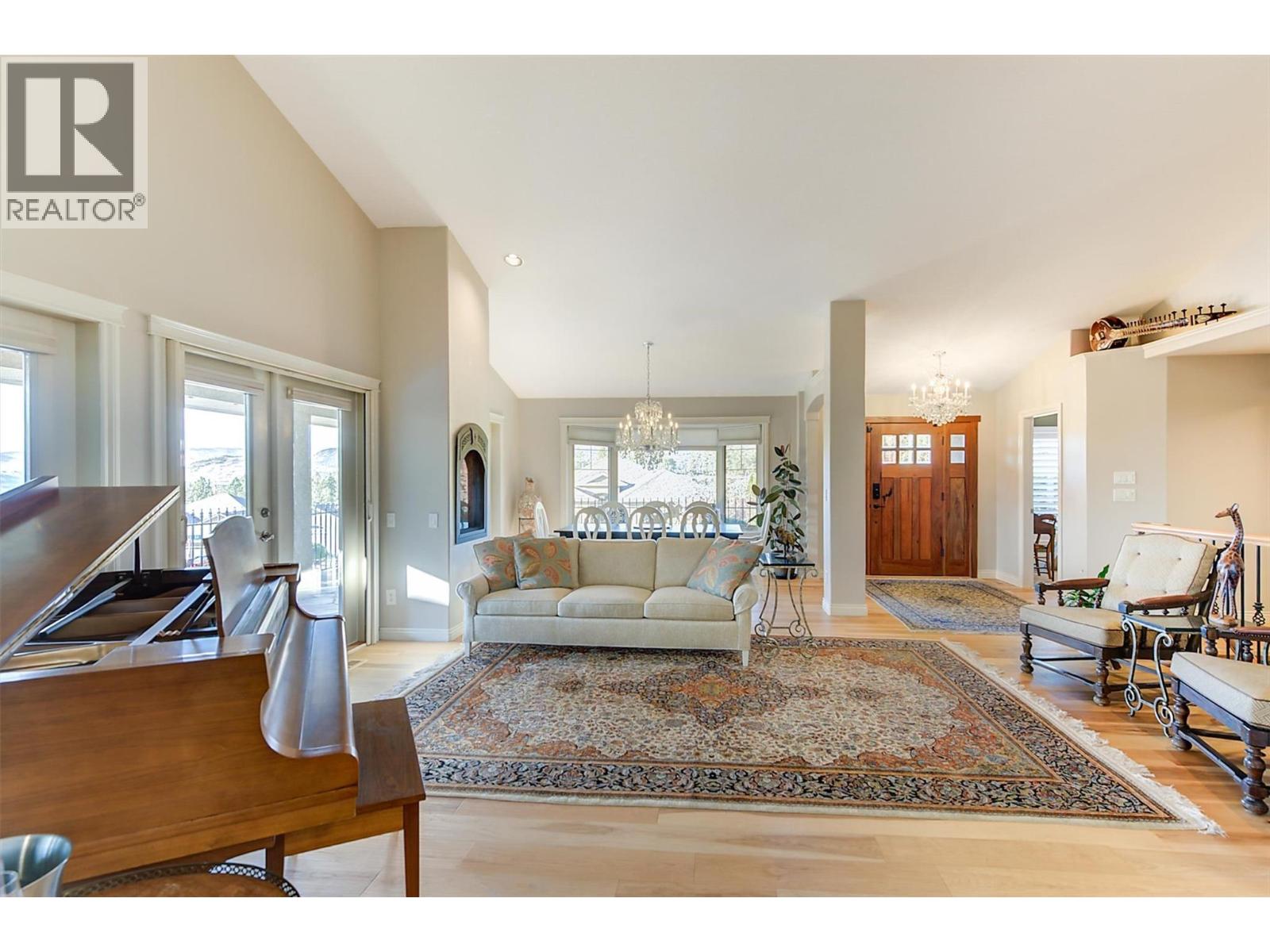  3275 Merlot Court, West Kelowna