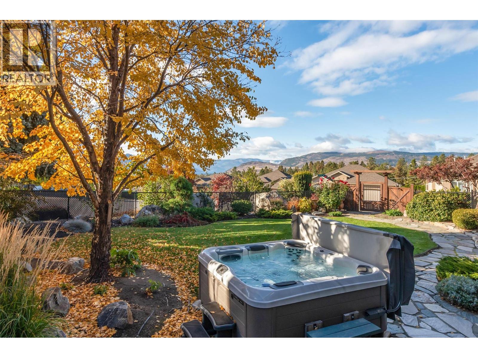  3275 Merlot Court, West Kelowna