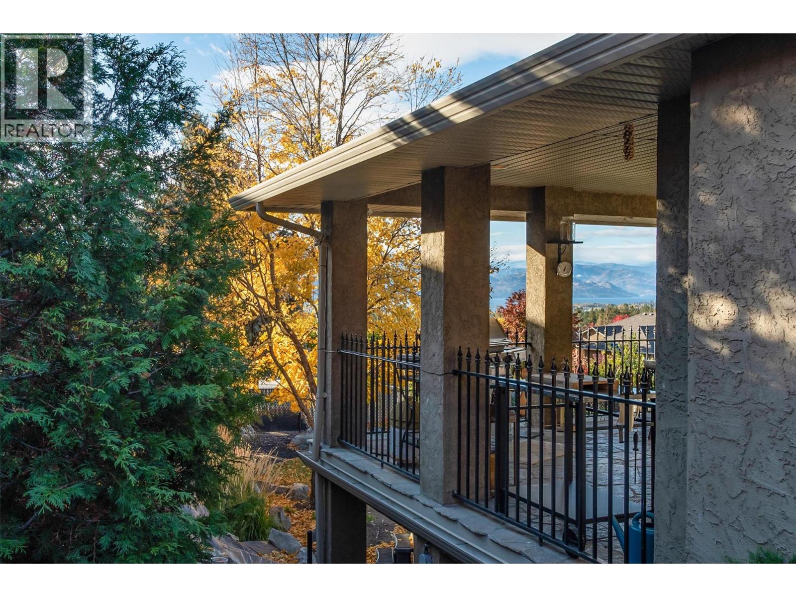  3275 Merlot Court, West Kelowna