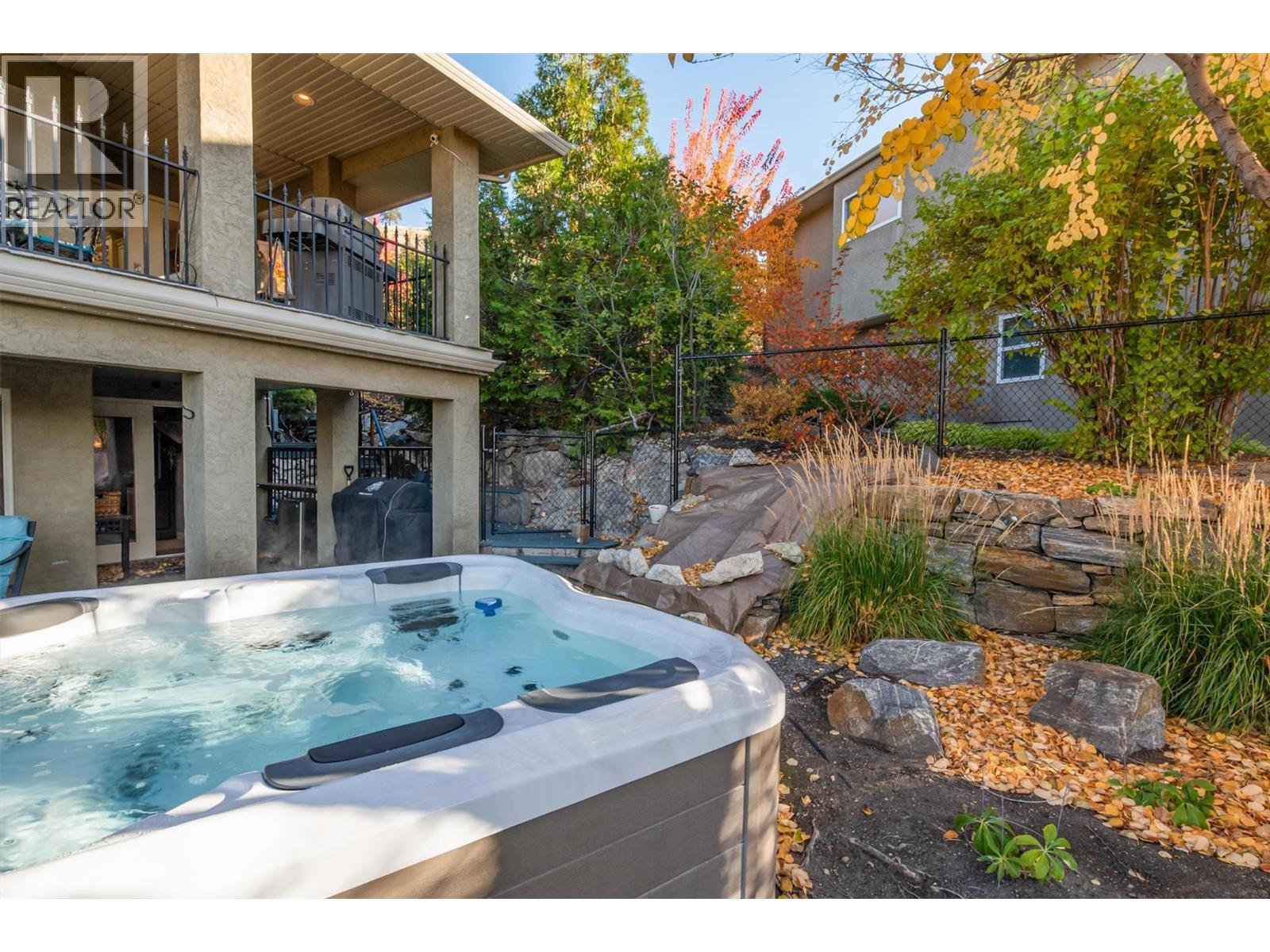  3275 Merlot Court, West Kelowna
