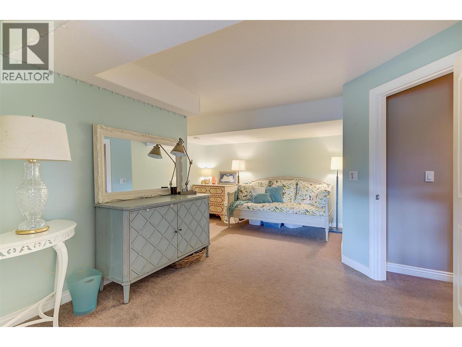  3275 Merlot Court, West Kelowna