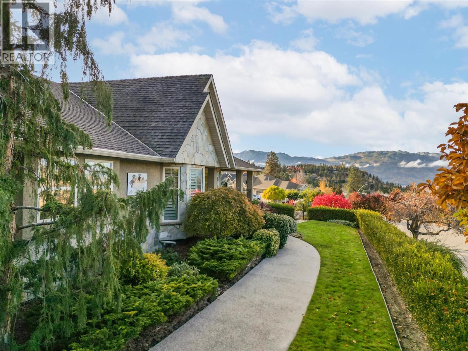  3275 Merlot Court, West Kelowna