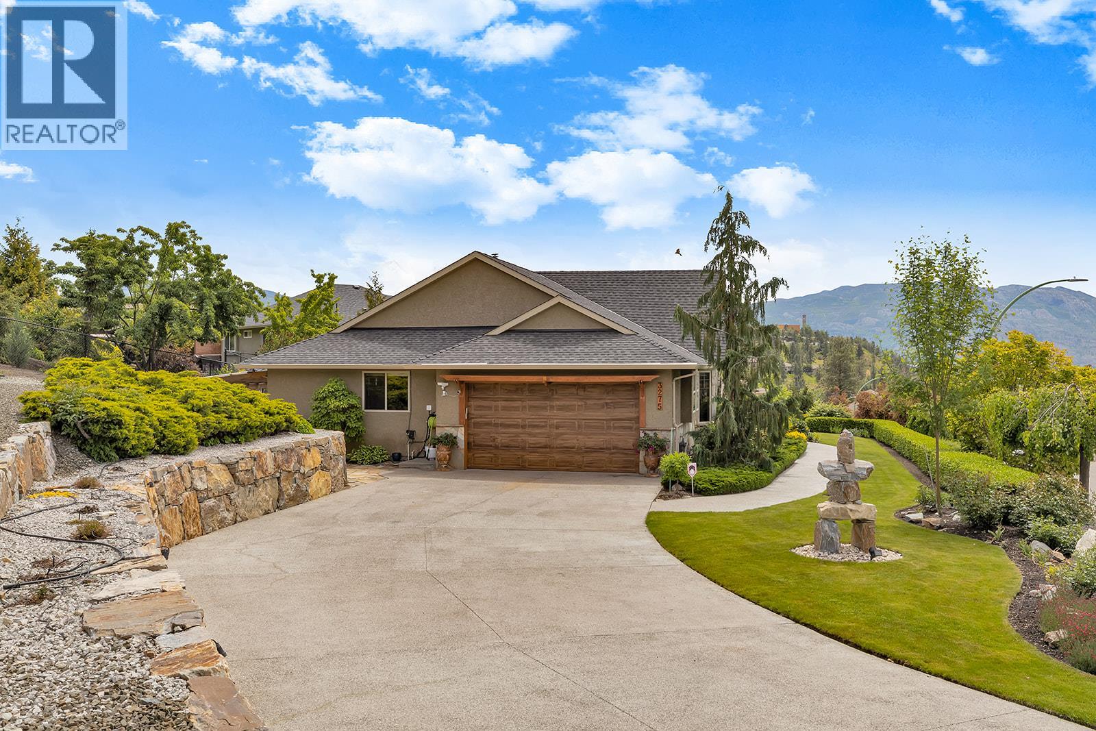 3275 Merlot Court, West Kelowna