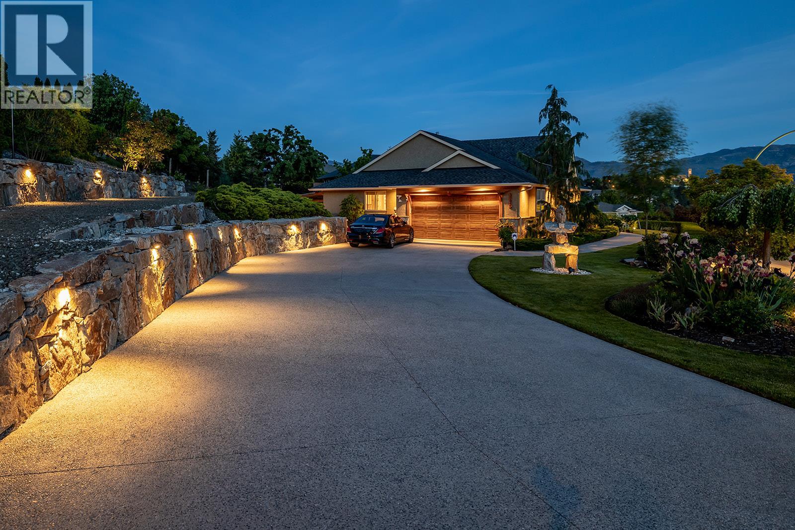  3275 Merlot Court, West Kelowna