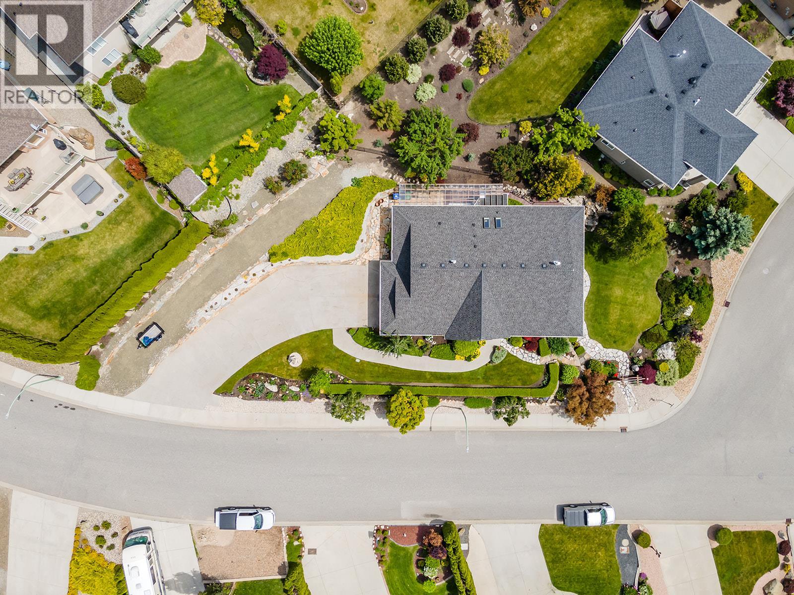  3275 Merlot Court, West Kelowna