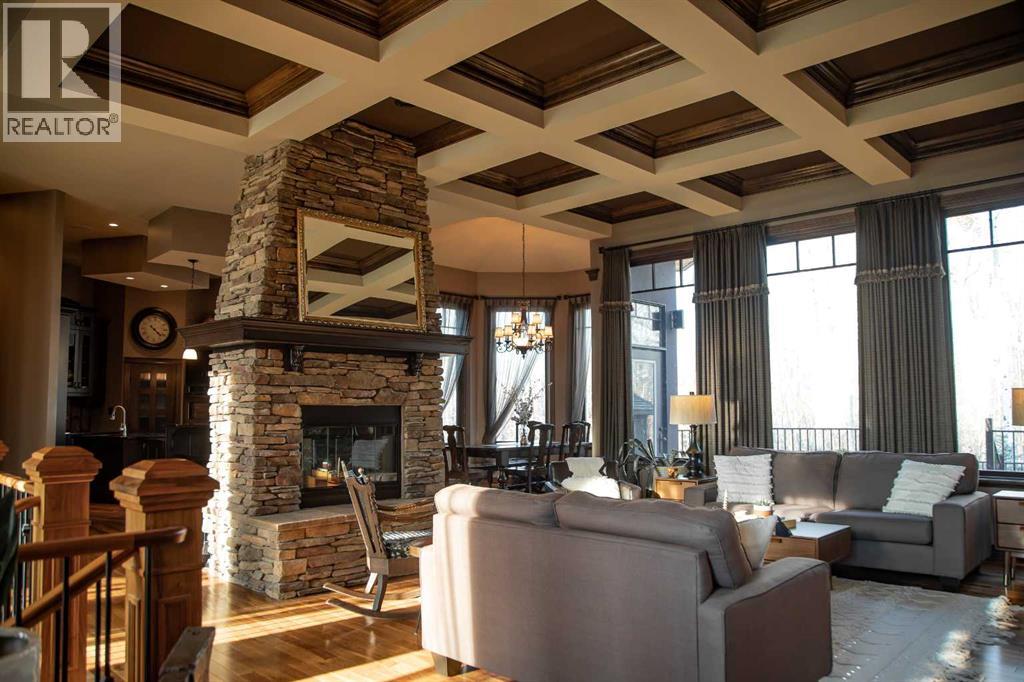 13 Chinook Crescent - Photo 4 of 50, High Level, Alberta