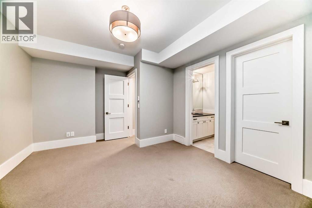 Single Family House for Sale in   Street SW Elbow Park Calgary 