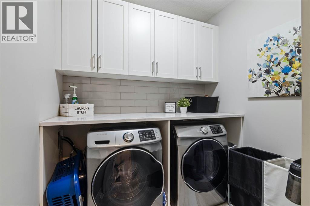 Single Family House for Sale in   Avenue NW Capitol Hill Calgary 