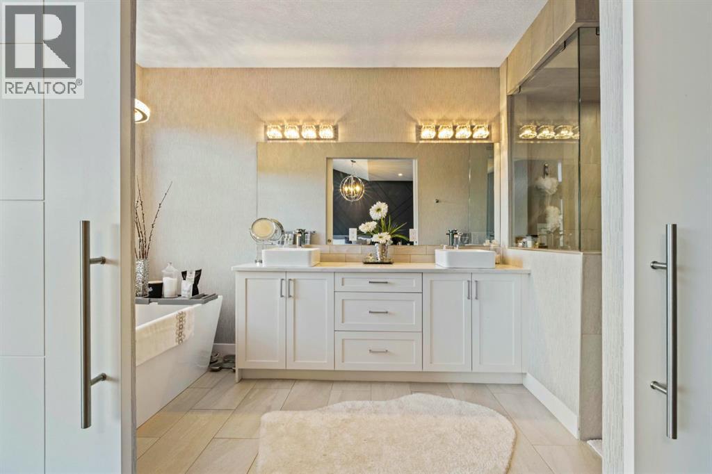 Single Family House for Sale in   Avenue NW Capitol Hill Calgary 