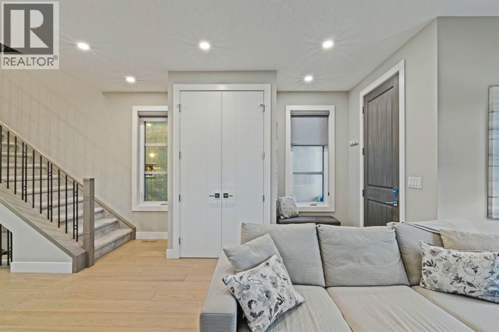 Single Family House for Sale in   Avenue NW Capitol Hill Calgary 