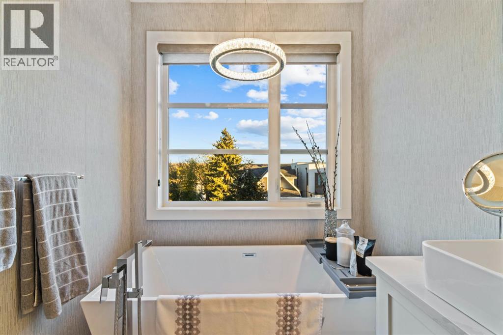 Single Family House for Sale in   Avenue NW Capitol Hill Calgary 