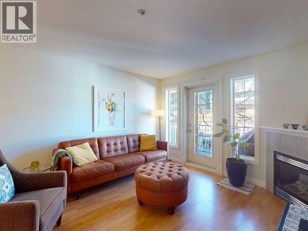 Single Family House for Sale in    Avenue NE Crescent Heights Calgary 