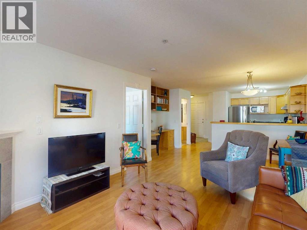 Single Family House for Sale in    Avenue NE Crescent Heights Calgary 