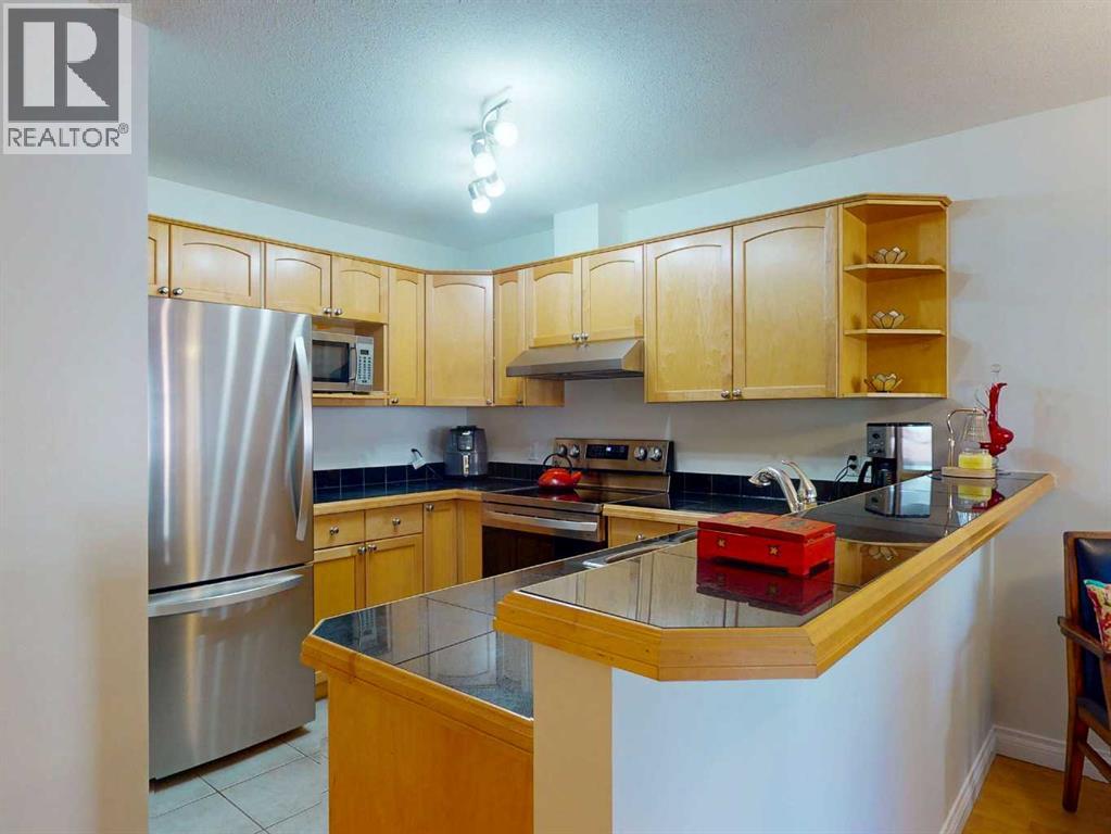 Single Family House for Sale in    Avenue NE Crescent Heights Calgary 