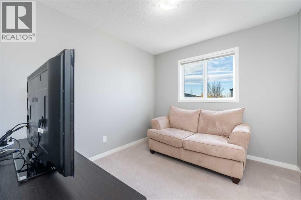 Single Family House for Sale in  Copperpond Park SE Copperfield Calgary 