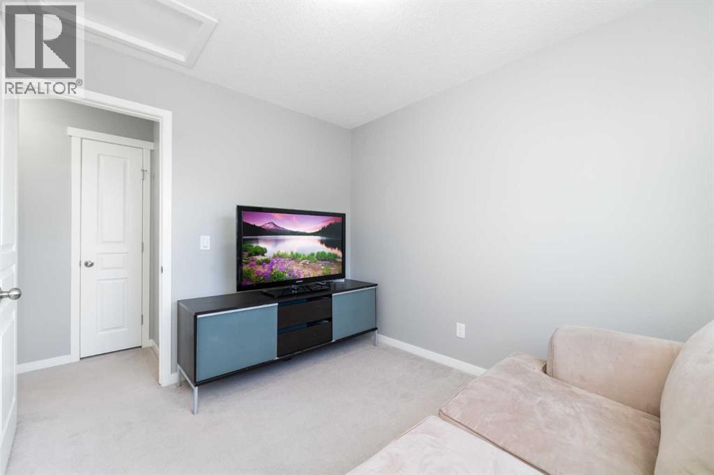 Single Family House for Sale in  Copperpond Park SE Copperfield Calgary 