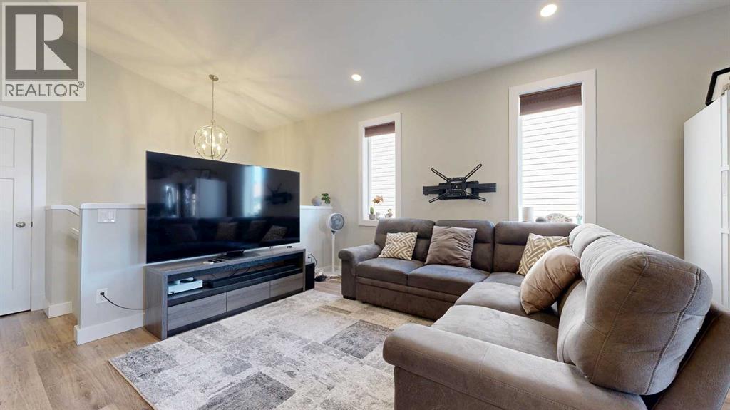 Multi-family House Bi-level for Sale in   Avenue Westgate Grande Prairie 