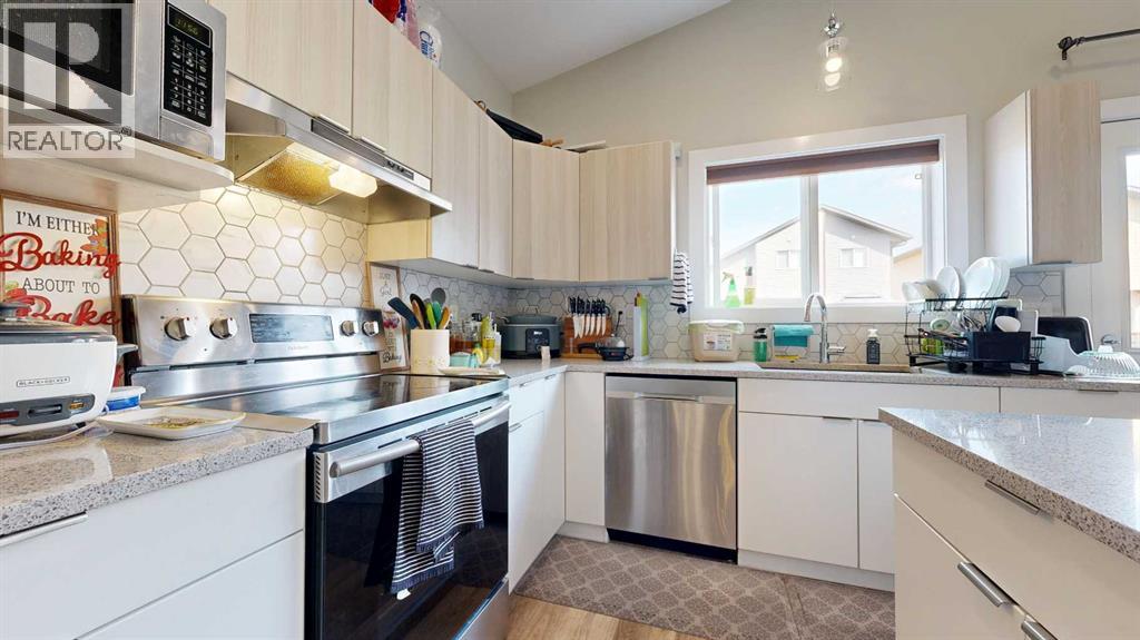 Multi-family House Bi-level for Sale in   Avenue Westgate Grande Prairie 