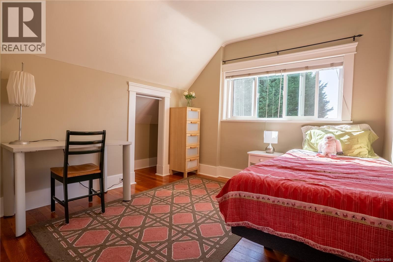  2730 Blackwood Street, Victoria