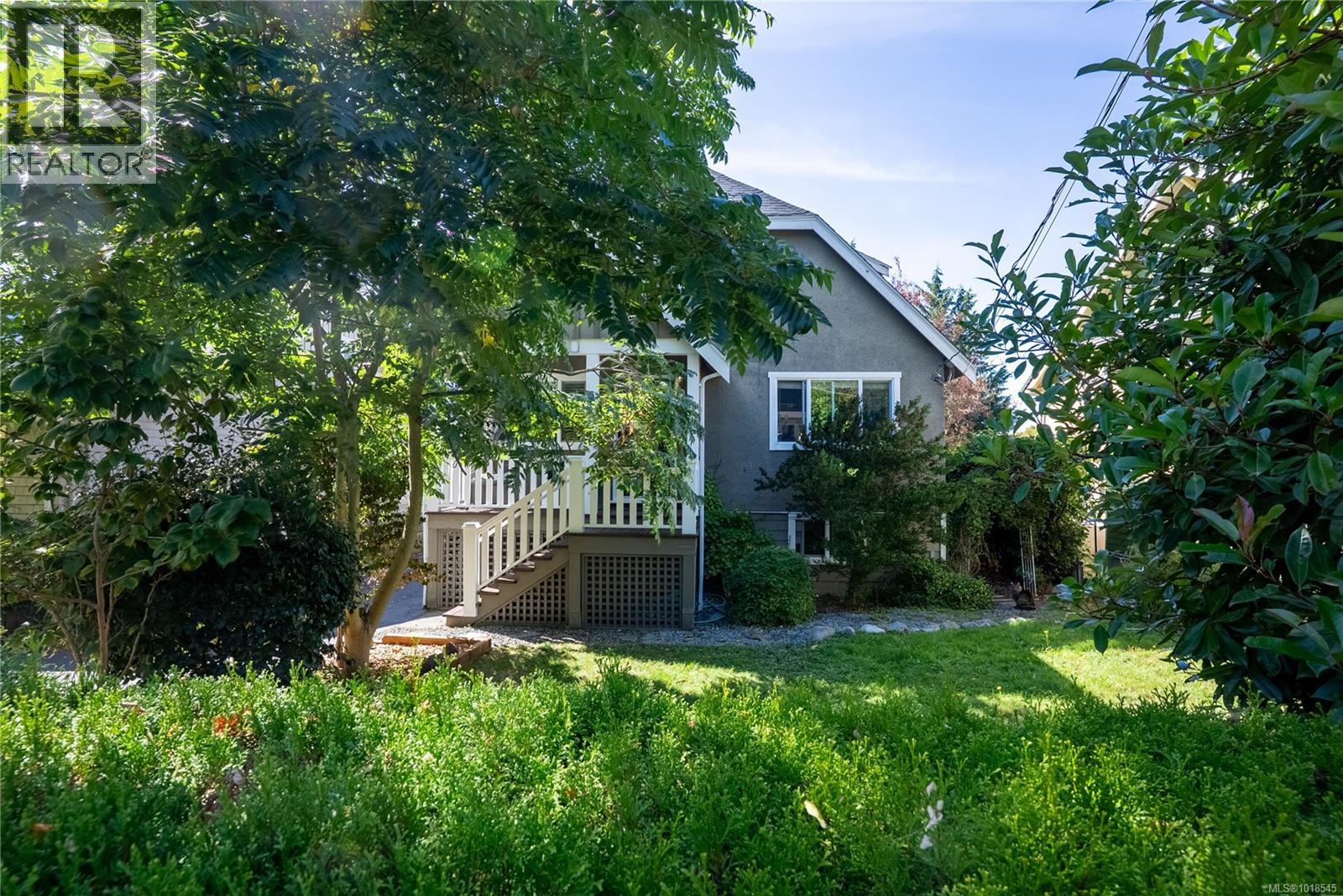  2730 Blackwood Street, Victoria